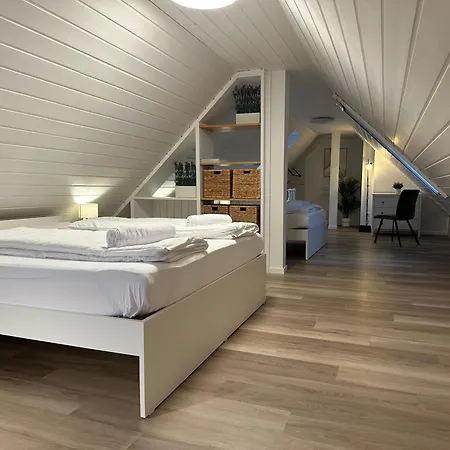 Apartamento Grand - Perfekt Fuer 6-8! Parken Flughafen