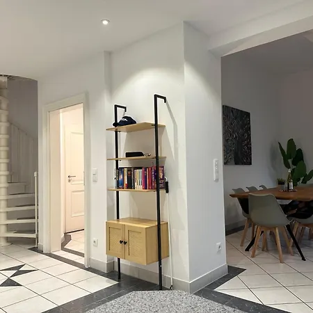 Apartamento Grand - Perfekt Fuer 6-8! Parken Flughafen