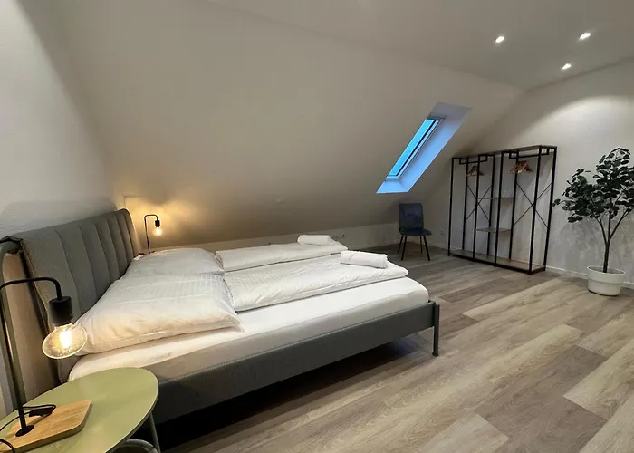 Appartement Grand - Perfekt Fuer 6-8! Parken Flughafen *